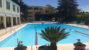 Piscina stagionale all'aperto