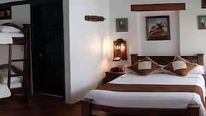 In-room safe, free WiFi, linens