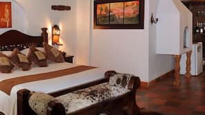 In-room safe, free WiFi, linens