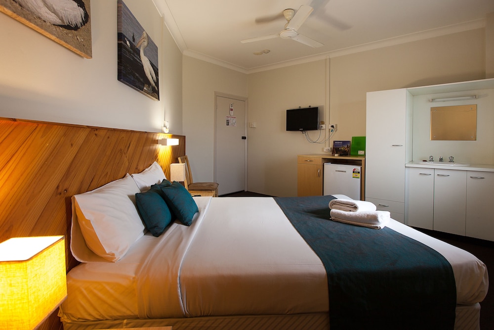 The Manly Hotel, Brisbane AU111 Deals & Reviews (Brisbane, AUS) Wotif