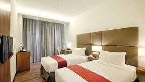 Premium bedding, minibar, in-room safe, desk