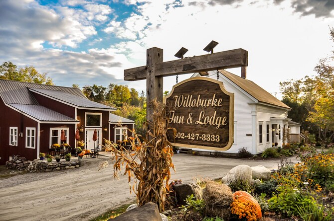 WilloBurke Boutique Inn & Nordic Spa: 2022 Room Prices, Deals ...