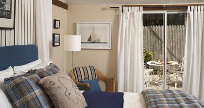 Abbey's Lantern Hill Inn