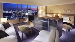 Minibar, in-room safe, desk, free WiFi
