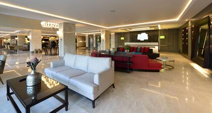 Holiday Inn Bursa - City Centre, an IHG Hotel