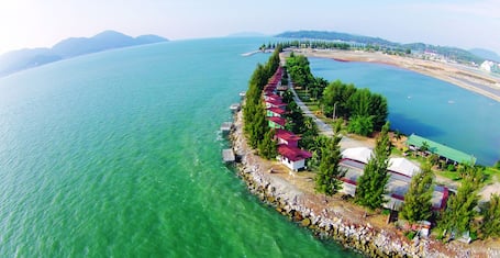 Rockbund Fishing Chalet 2021 𝗗𝗲𝗮𝗹𝘀 𝗣𝗿𝗼𝗺𝗼𝘁𝗶𝗼𝗻𝘀 Expedia Singapore