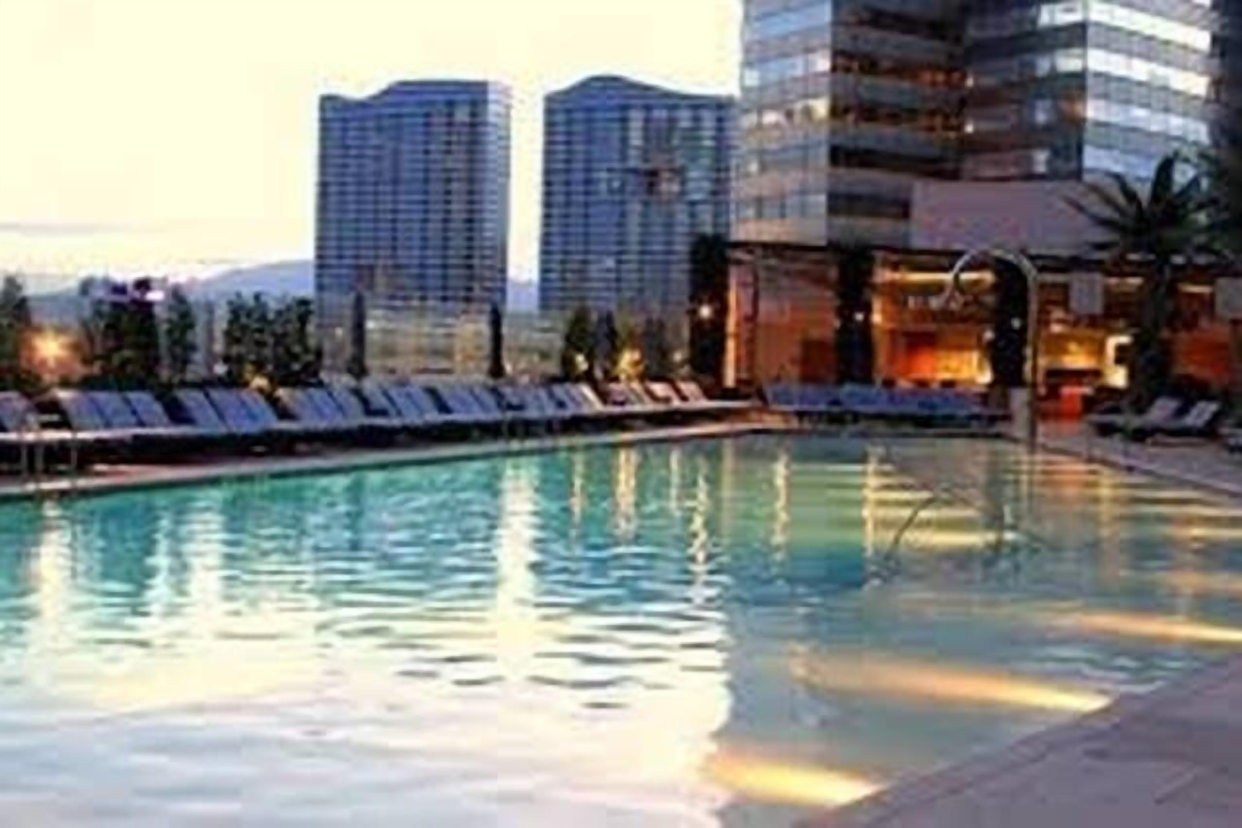 Custom Suites at Jockey Club
