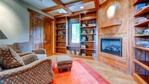 Flat-screen TV, fireplace