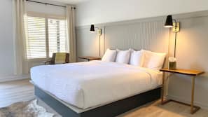 Premium bedding, minibar, individually decorated, individually furnished