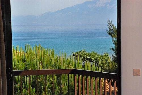 valais hotel zakynthos