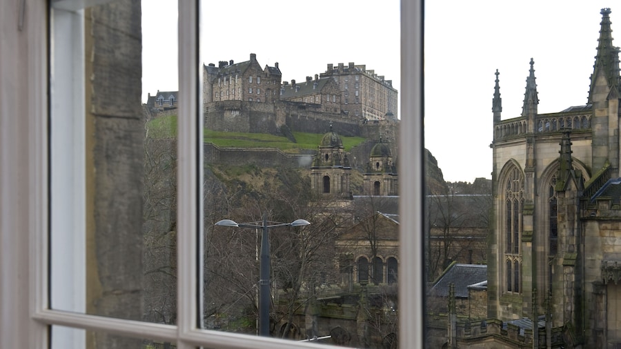 Destiny Scotland - Princes St Residence