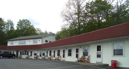 Mount Blue Motel