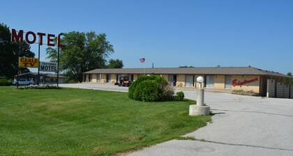 Edgetowner Motel