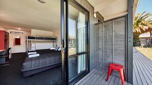 Iron/ironing board, free WiFi, linens, wheelchair access