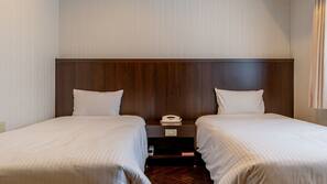 In-room safe, desk, iron/ironing board, free WiFi