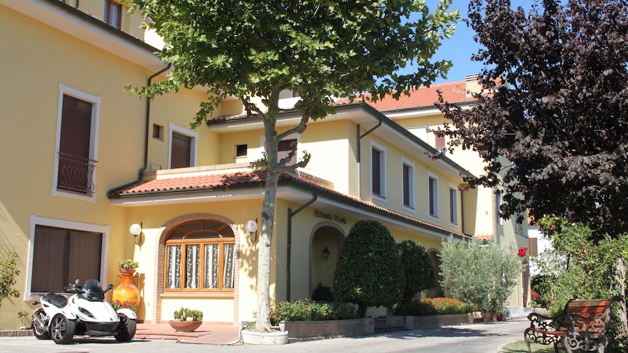 Hotel Girasole