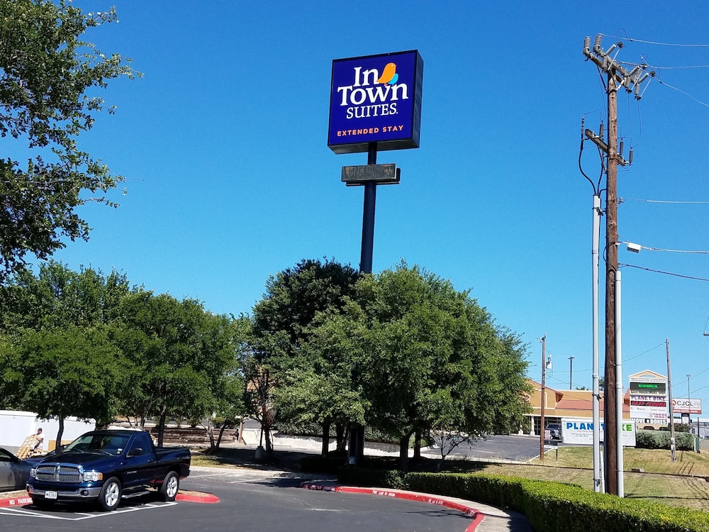 InTown Suites Extended Stay San Antonio TX Leon Valley South in San