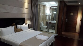 Golden Tulip Essential Airport Hotel Lagos Reviews Photos - 