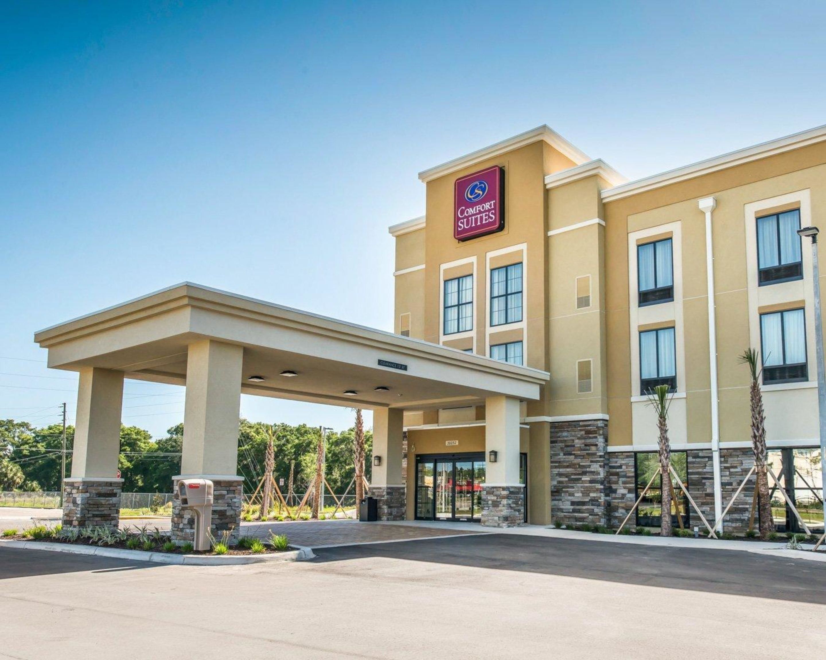 Comfort Suites Near Rainbow Springs In Crystal River Fl Expedia