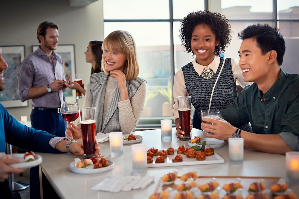 marriott hotels legends kansas city