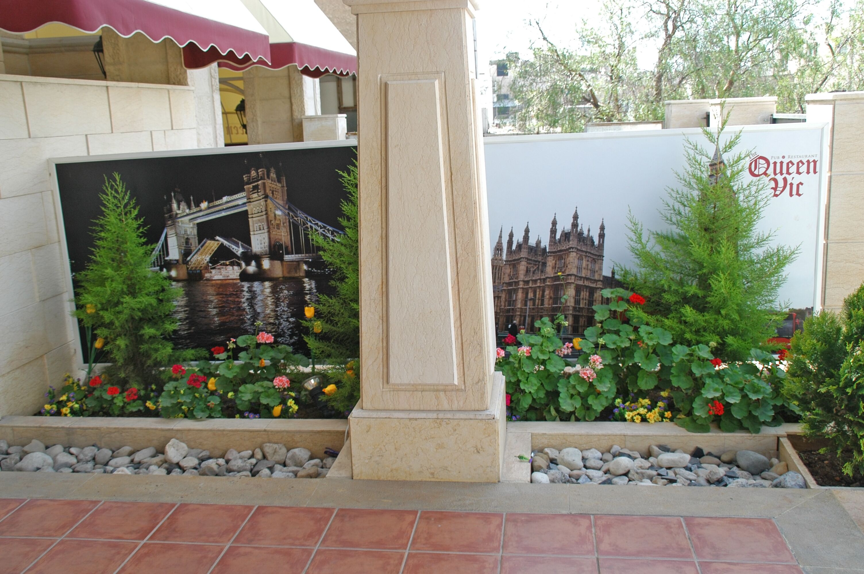 Comfort Hotel Suites