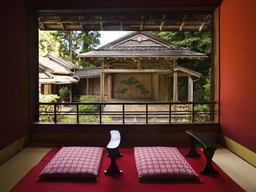 Motoyu Ishiya in Kanazawa, Japan