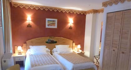 Hôtel le Bois Joli