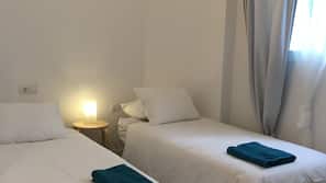 2 Schlafzimmer, Verdunkelungsvorhänge, Bügeleisen/Bügelbrett