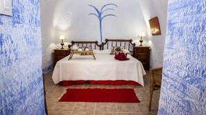 Premium bedding, blackout drapes, iron/ironing board