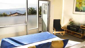 Premium bedding, down comforters, desk, blackout drapes