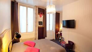Bureau, lits bébé (gratuits), Wi-Fi gratuit