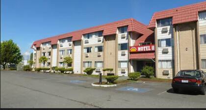 Sunshine Motel II
