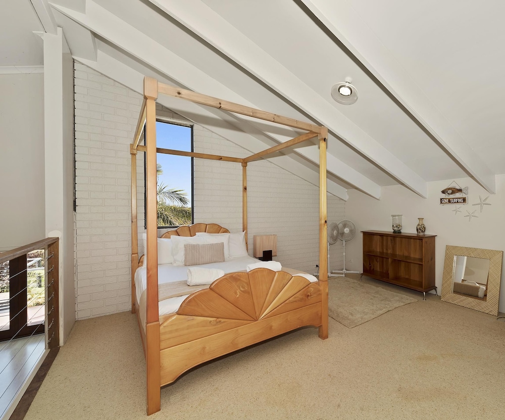 McAuleys Beach House
