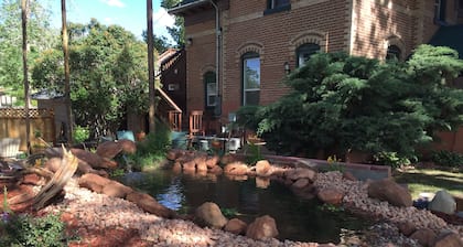 Monroe Inn