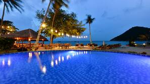 Outdoor pool, pool umbrellas