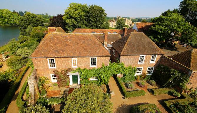 利兹城堡马厩庭院房酒店 梅德斯通 英国 21 优惠 点评和图片 Expedia 利兹城堡马厩庭院房酒店 梅德斯通 英国 21 优惠 点评和图片 Expedia