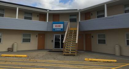Adair Budget Inn