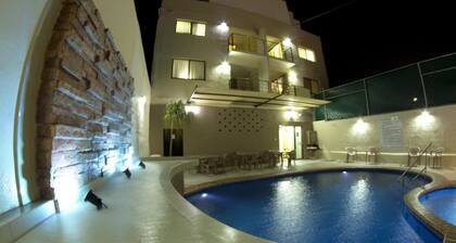 Hotel & Suites Domani
