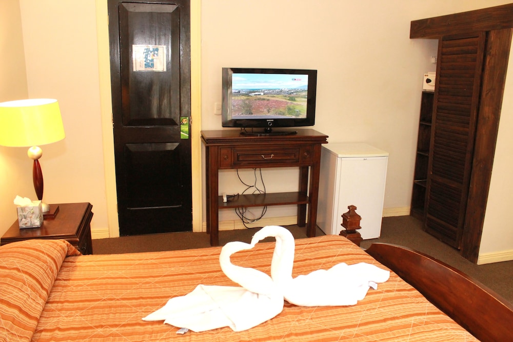 Sportsmens Lodge Adults Only, San José 75 Room Prices & Reviews