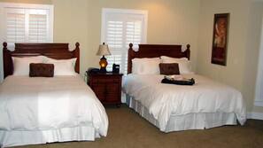 Premium bedding, in-room safe, individually decorated