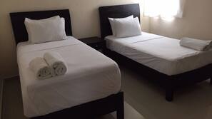 Ropa de cama de alta calidad, minibar, wifi gratis
