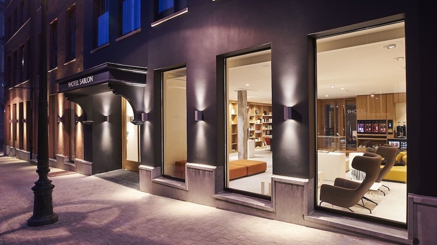 9HOTEL SABLON