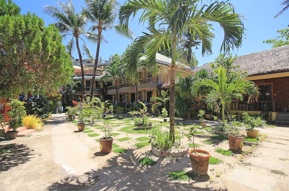 Bamboo Beach Resort in Boracay Island Best Rates & Deals on Orbitz