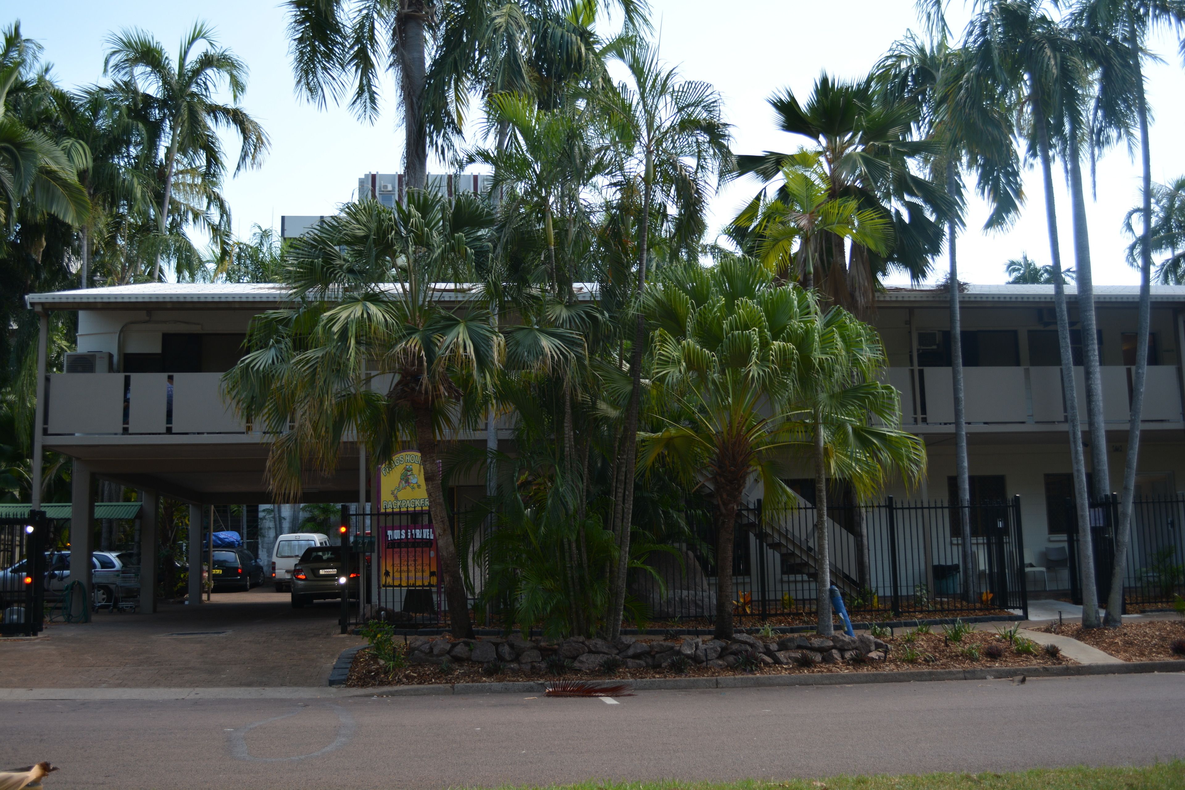 Frogshollow Backpackers