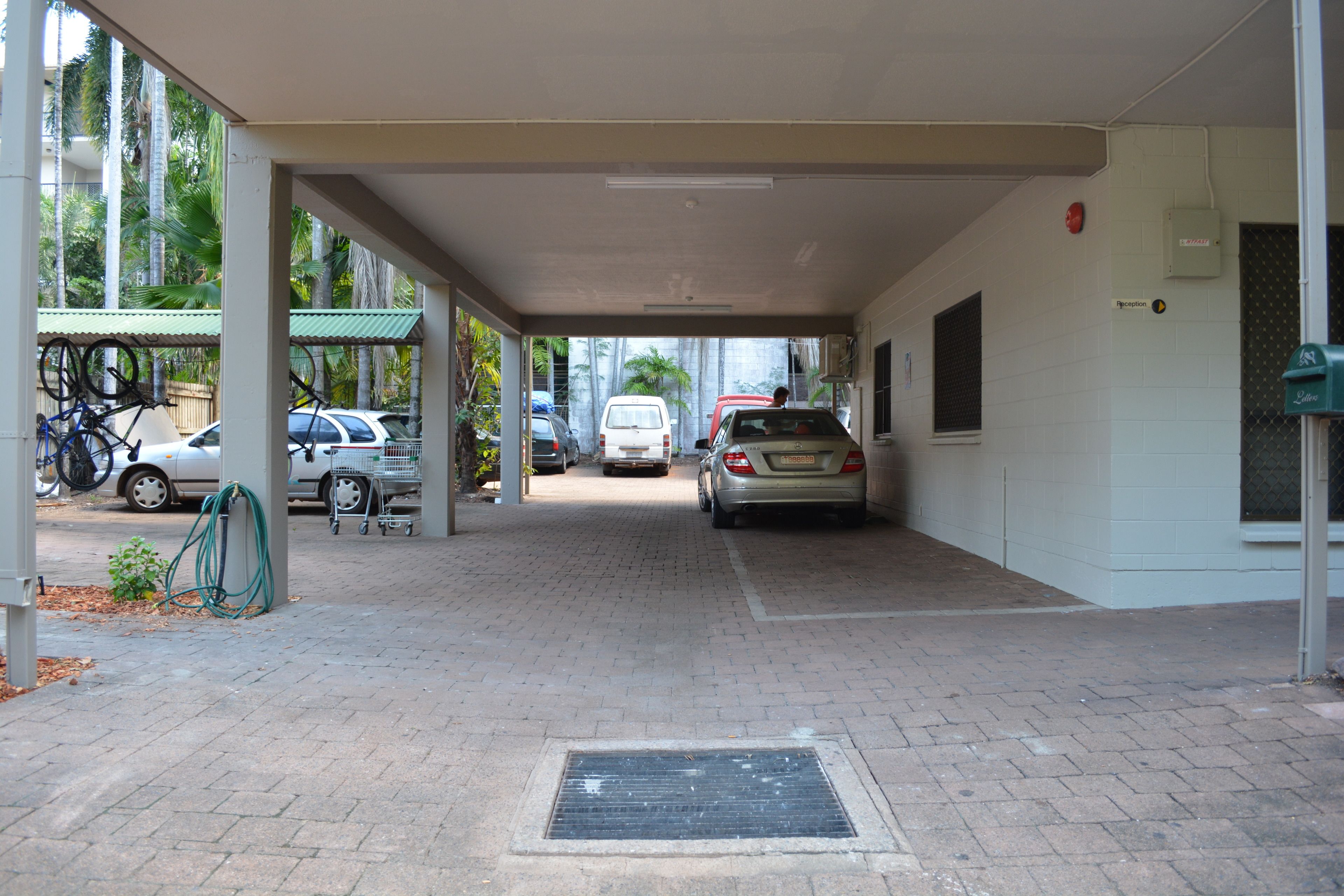 Frogshollow Backpackers