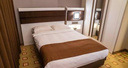 Modernity Hotel