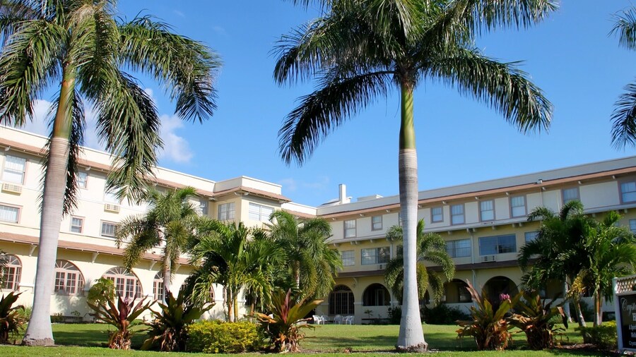 Crystal Bay Hotel