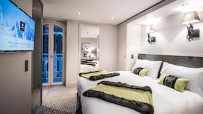 Premium bedding, free minibar, in-room safe, blackout drapes