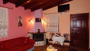 In-room safe, free cribs/infant beds, free WiFi