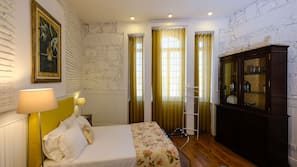 Literie hypoallergénique, minibar, décoration personnalisée